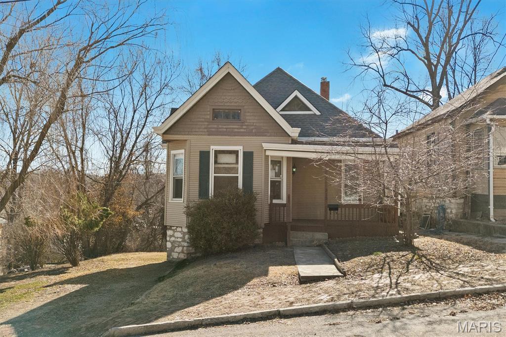 313 Dry Street Alton, IL 62002 - Photo 1 of 36 Gallery Image 1