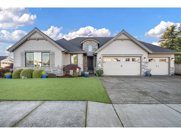 $989,000 | 1765 Trevino Road, Creswell, OR 97426