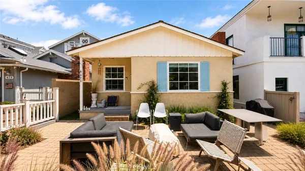 $4,895,000 | 424 9th Street, Manhattan Beach, CA 90266