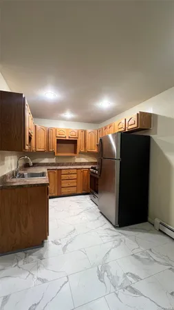 $2,185 | 27 East Main Street, Unit 6, Beacon, NY 12508