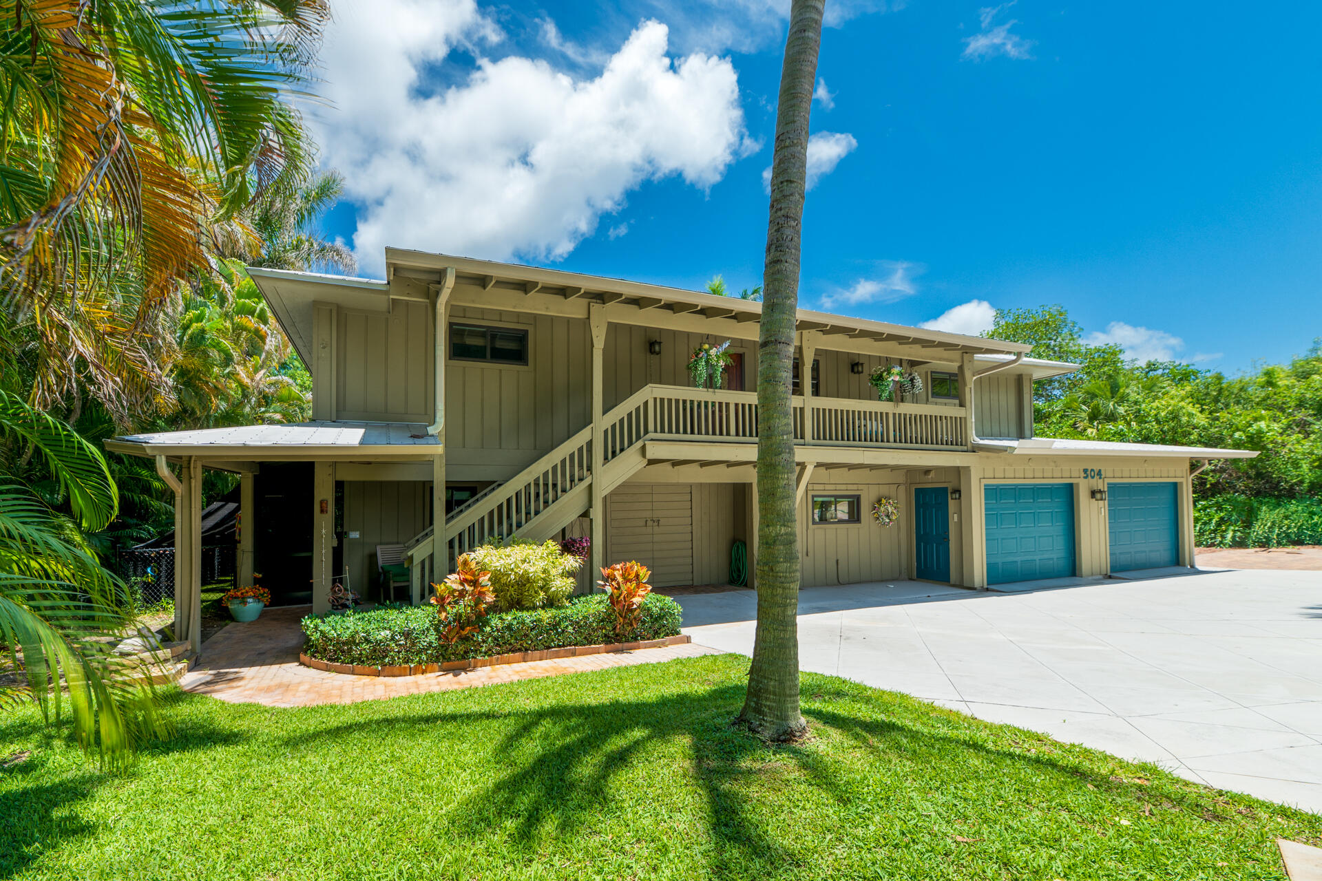 304 Southwest Indian Grove Drive Stuart, FL 34994 - Photo 2 of 73 20260520 - 304 SW Indian Groves Dr - MR-