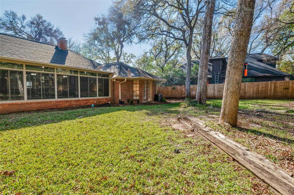 737 Newport Road Fort Worth, TX 76120 - Photo 34 of 37