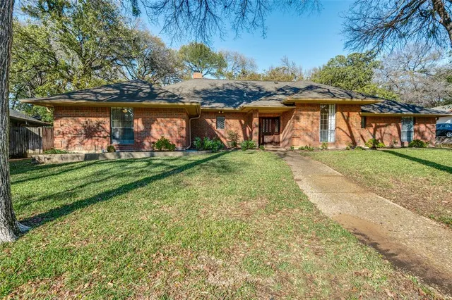 $498,000 | 737 Newport Road, Fort Worth, TX 76120