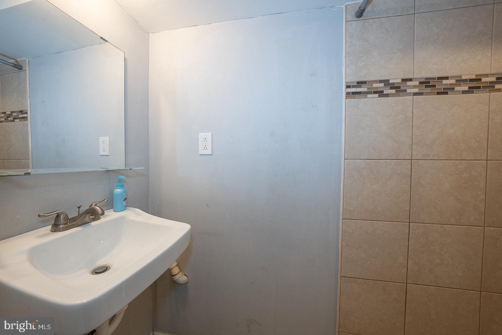 232 Stoneway Lane Merion Station, PA 19066 - Photo 18 of 20