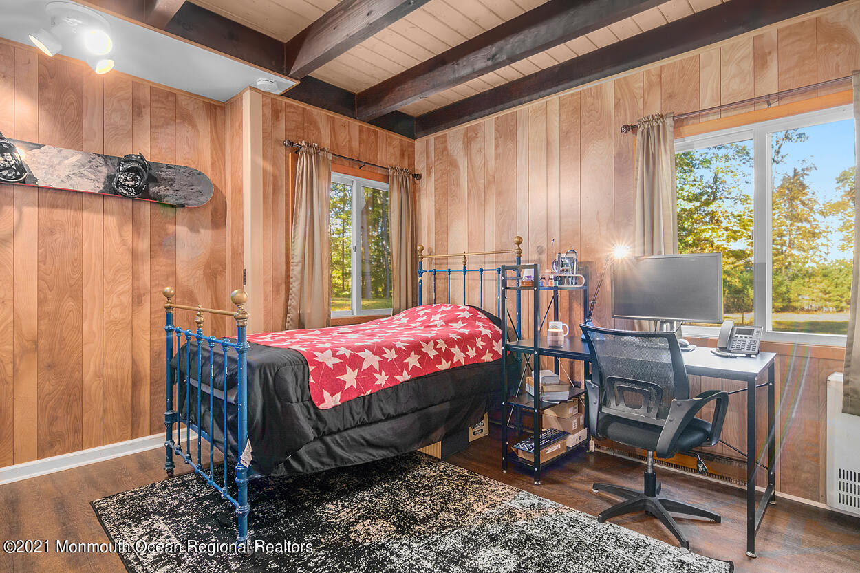308 New Road Montague, NJ 07827 - Photo 17 of 27 a bedroom with a bed and a window