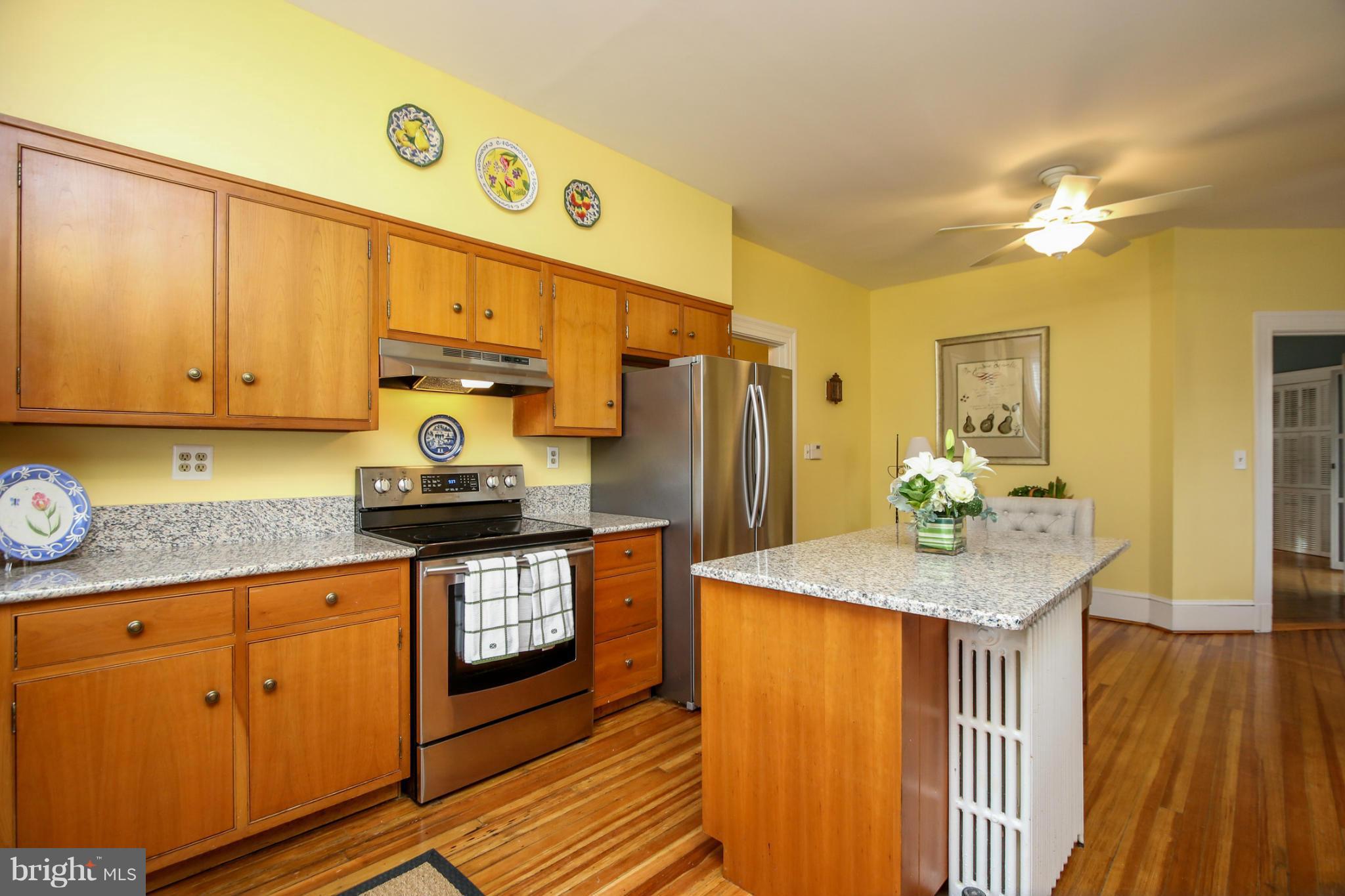 4902 Roland Avenue Baltimore, MD 21210 - Photo 14 of 30 Kitchen