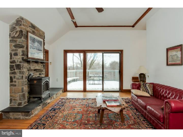 608 Harts Ridge Road Conshohocken, PA 19428 - Photo 10 of 25 Family Room