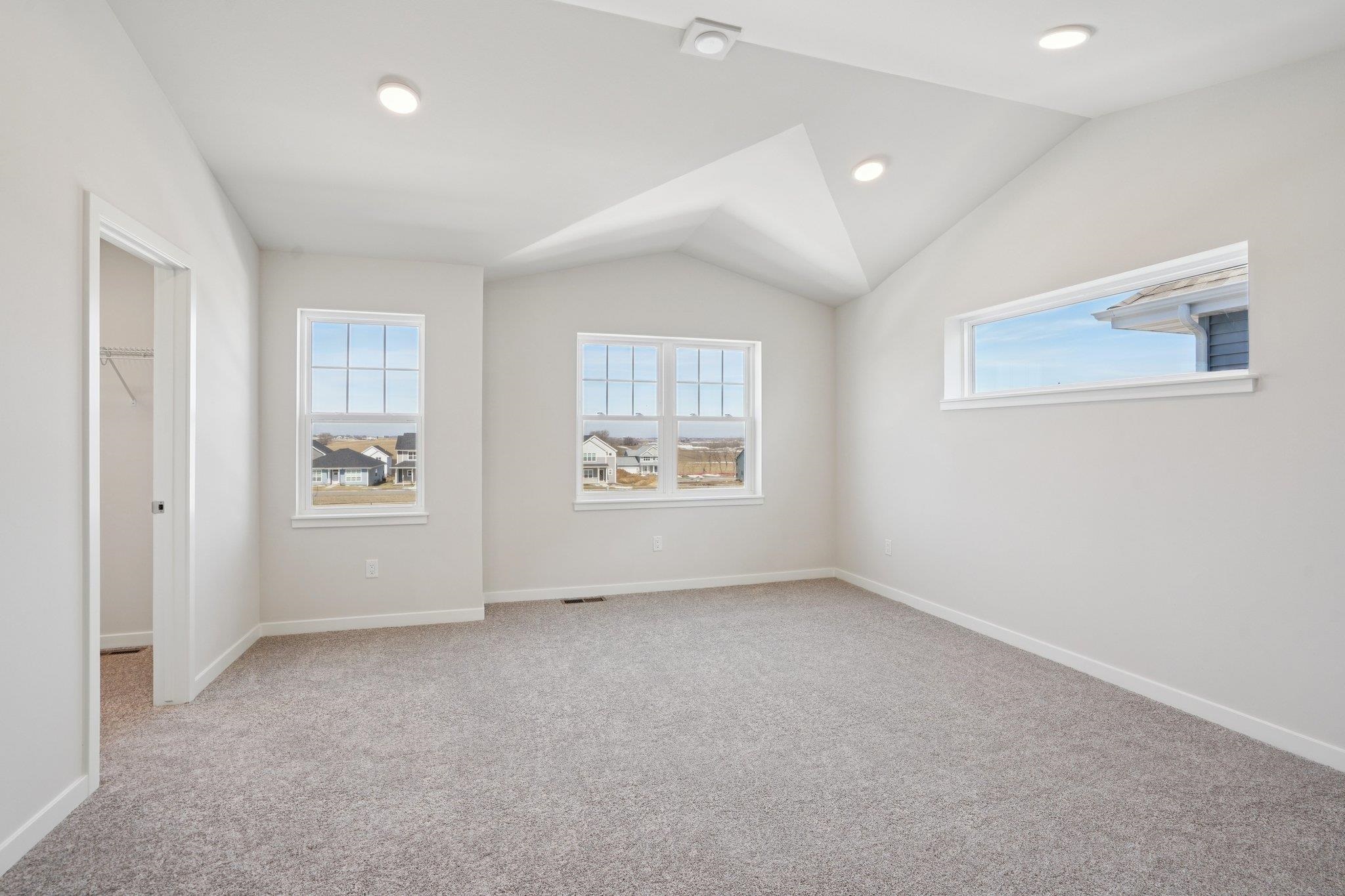 6683 Linnet Lane Middleton, WI 53562 - Photo 4 of 15