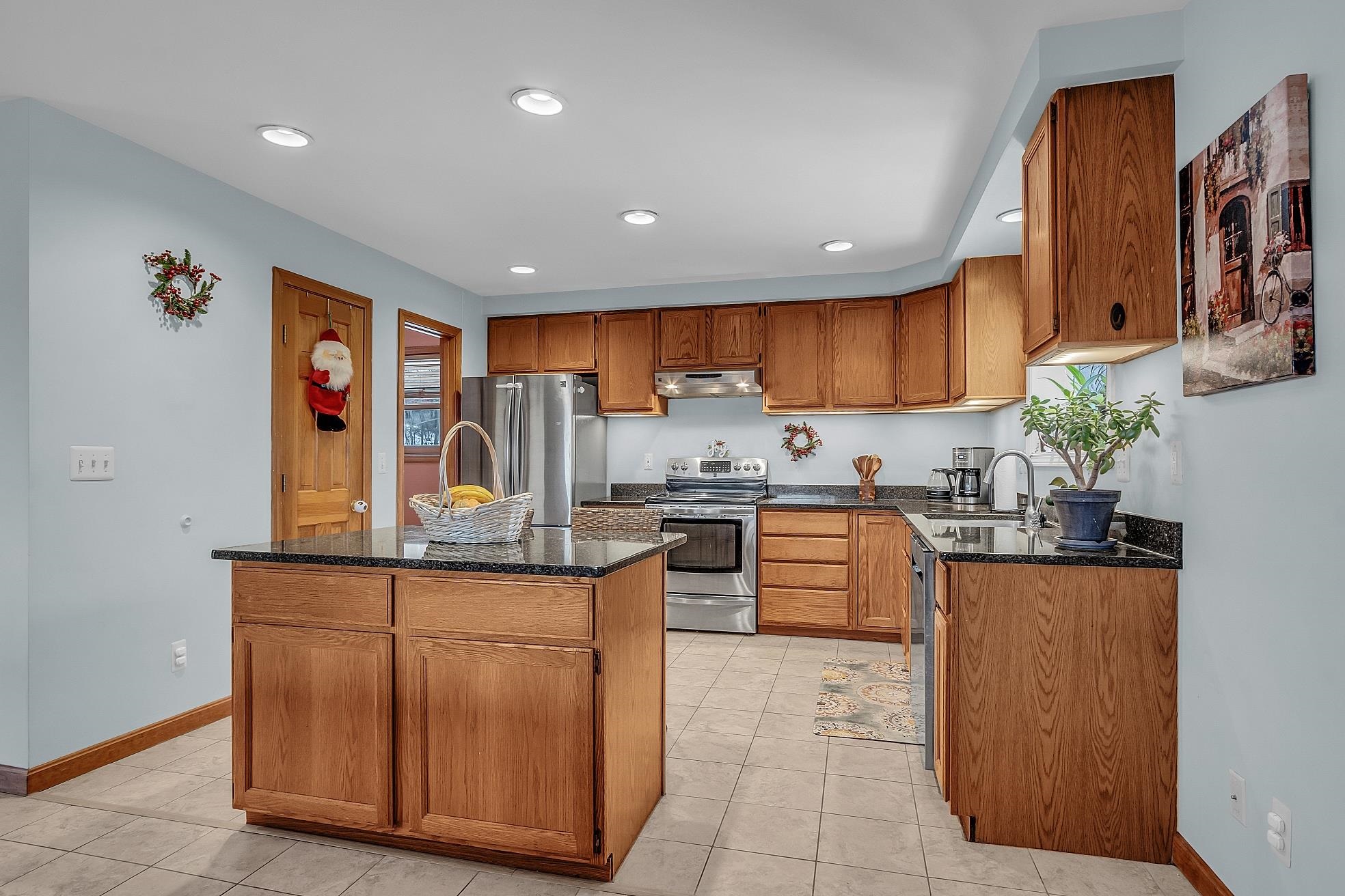 644 Borough Road Pembroke, NH 03275 - Photo 36 of 36