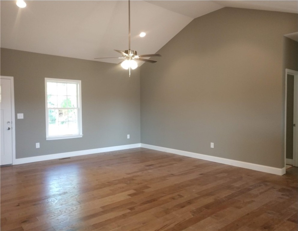 7218 Midway Road Pelzer, SC 29669 - Photo 3 of 31