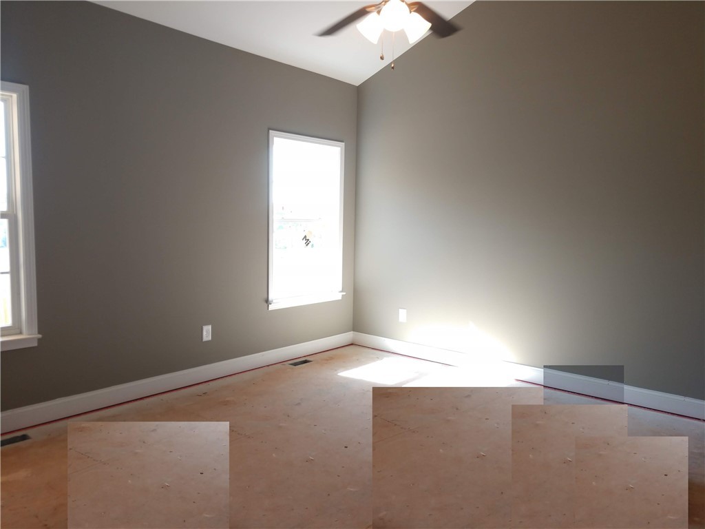 7218 Midway Road Pelzer, SC 29669 - Photo 10 of 31