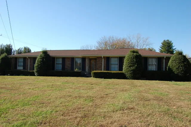 a front view of house with yard