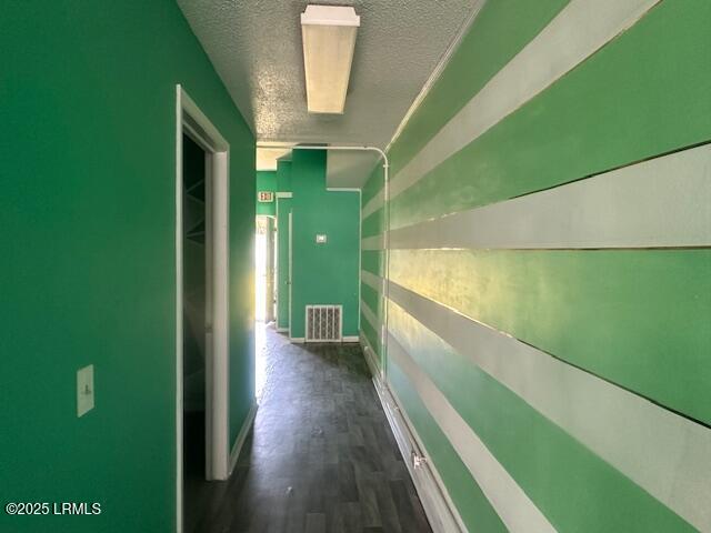 7770 West Main Street Ridgeland, SC 29936 - Photo 7 of 11 Hallway