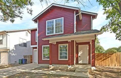 $325,000 | 1400 Geoffs Drive, Austin, TX 78748