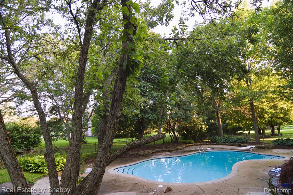 4096 Oak Tree Circle Rochester, MI 48306 - Photo 54 of 56