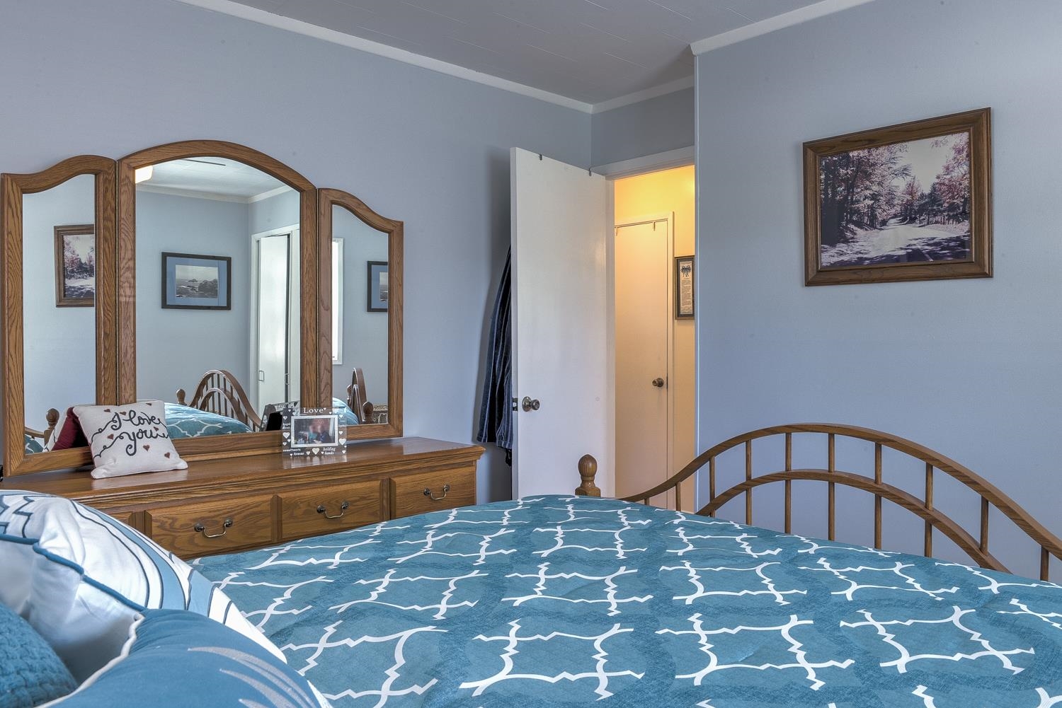 79 Robbins Road Keene, NH 03431 - Photo 5 of 40