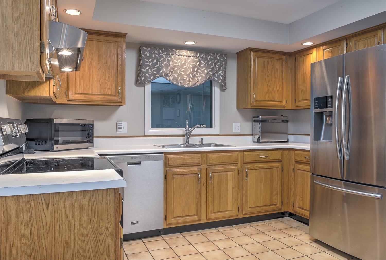 79 Robbins Road Keene, NH 03431 - Photo 9 of 40