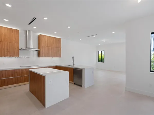 $17,500 | 19602 Northeast 14th Court, Miami, FL 33179