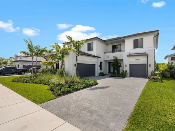 $17,500 | 19602 Northeast 14th Court, Miami, FL 33179