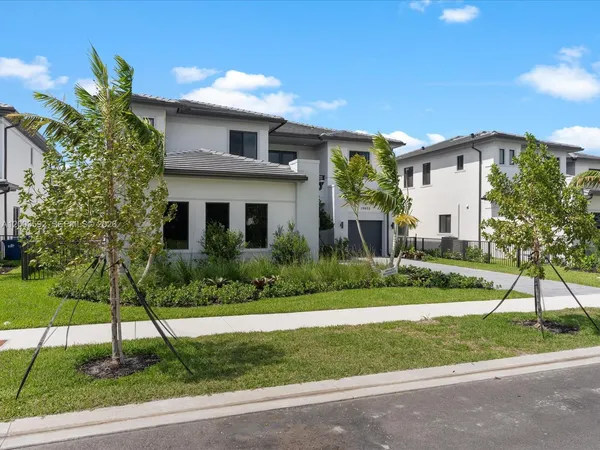 $17,500 | 19602 Northeast 14th Court, Miami, FL 33179