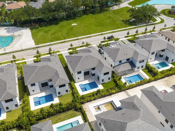 $17,500 | 19602 Northeast 14th Court, Miami, FL 33179