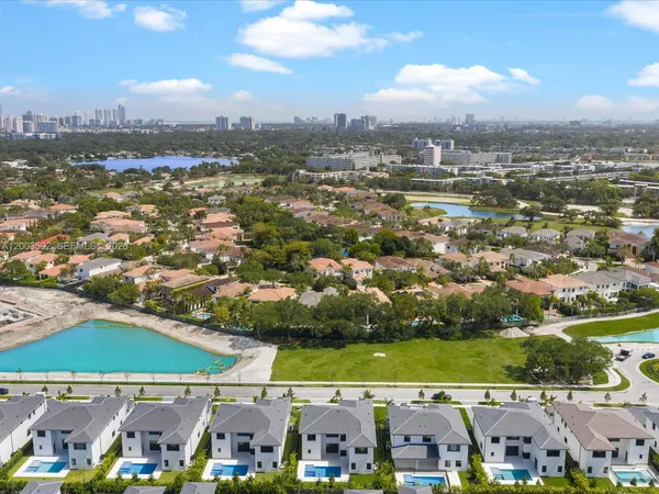 $17,500 | 19602 Northeast 14th Court, Miami, FL 33179