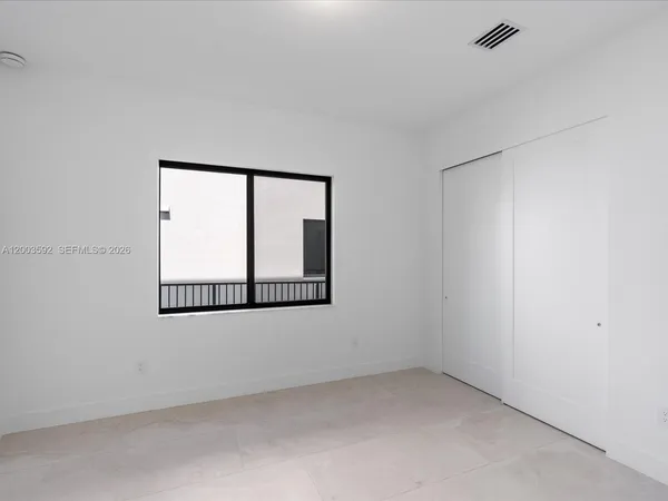 $17,500 | 19602 Northeast 14th Court, Miami, FL 33179