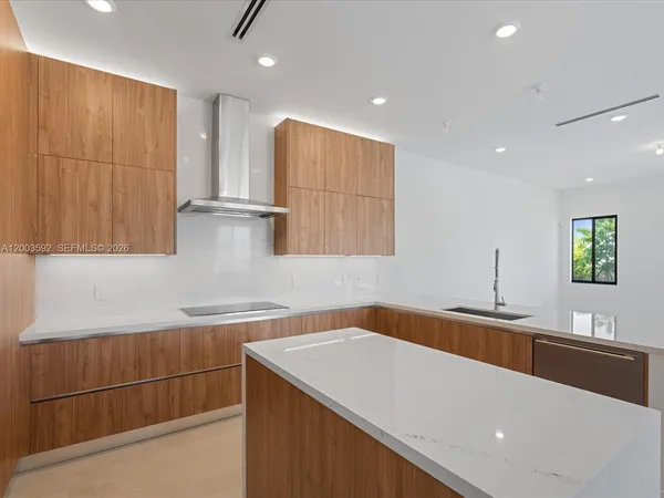 $17,500 | 19602 Northeast 14th Court, Miami, FL 33179