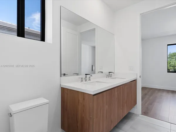 $17,500 | 19602 Northeast 14th Court, Miami, FL 33179