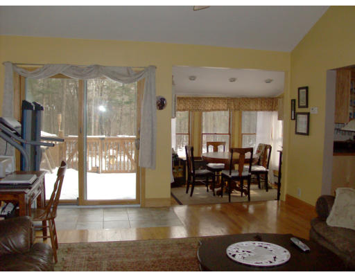 16 County Road Freetown, MA 02717 - Photo 2 of 11