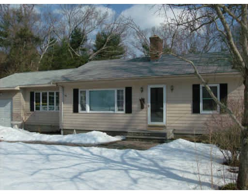 16 County Road Freetown, MA 02717 - Photo 3 of 11