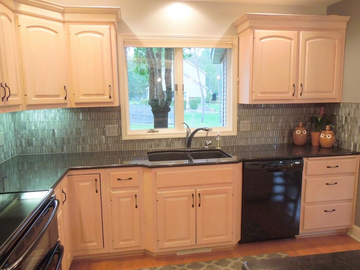 11708 Tonkel Road Fort Wayne, IN 46845 - Photo 9 of 34