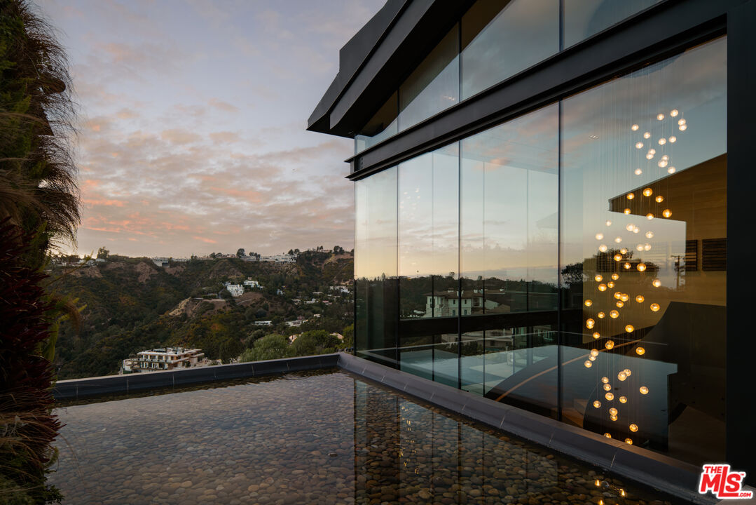 1853 Bel Air Road Los Angeles, CA 90077 - Photo 51 of 54