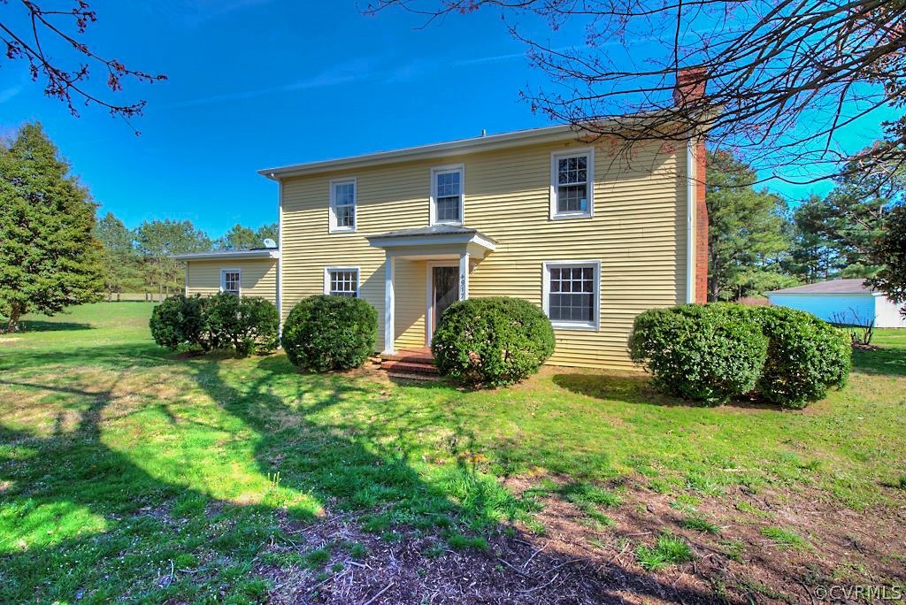 4917 Factory Mill Road Maidens, VA 23102 - Photo 1 of 42 Charming farmhouse in a park-like setting!