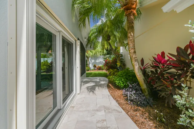 $1,295,000 | 438 River Edge Road, Jupiter, FL 33477