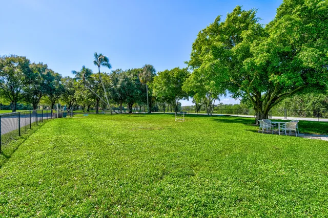 $1,295,000 | 438 River Edge Road, Jupiter, FL 33477