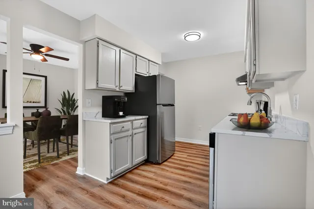 $499,900 | 1160 Lisa Court, Herndon, VA 20170