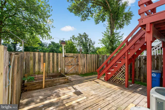 $499,900 | 1160 Lisa Court, Herndon, VA 20170