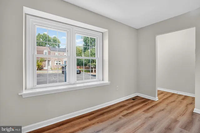 $519,000 | 1160 Lisa Court, Herndon, VA 20170