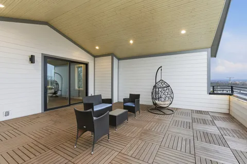 $695,000 | 807 32nd Avenue North, Unit B, Nashville, TN 37209