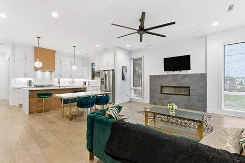 $695,000 | 807 32nd Avenue North, Unit B, Nashville, TN 37209