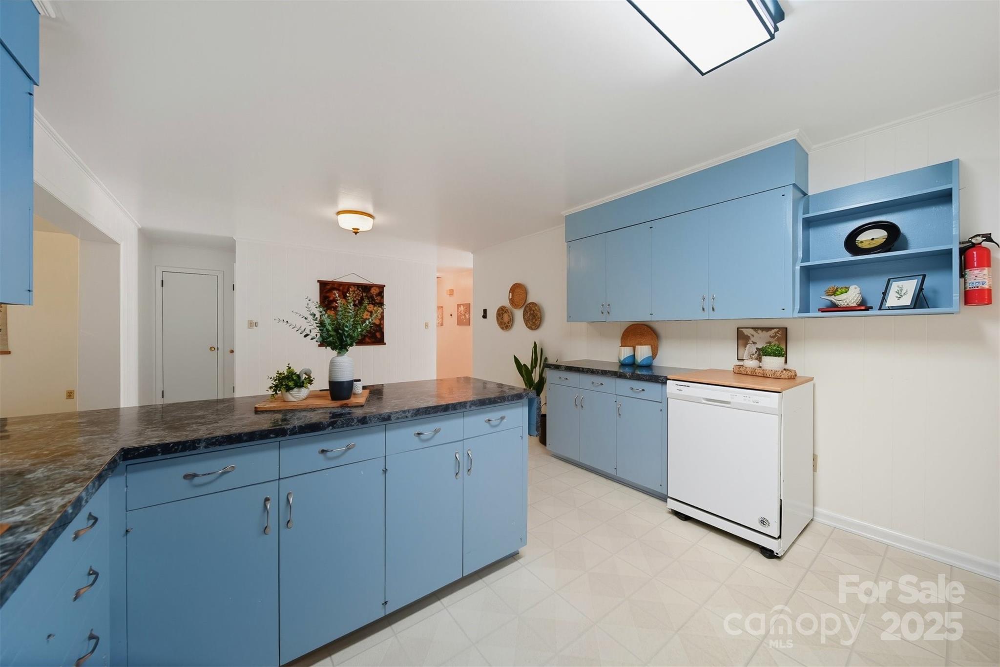 210 7th Avenue Southwest Conover, NC 28613 - Photo 16 of 41