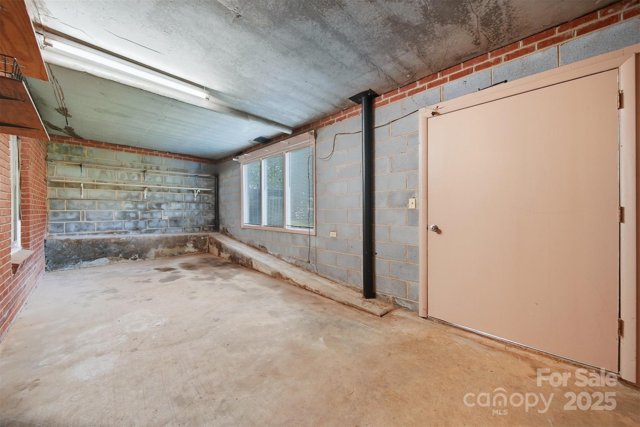 210 7th Avenue Southwest Conover, NC 28613 - Photo 32 of 41