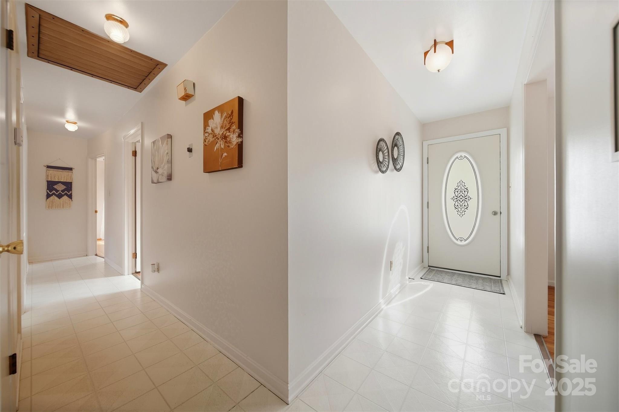 210 7th Avenue Southwest Conover, NC 28613 - Photo 4 of 41