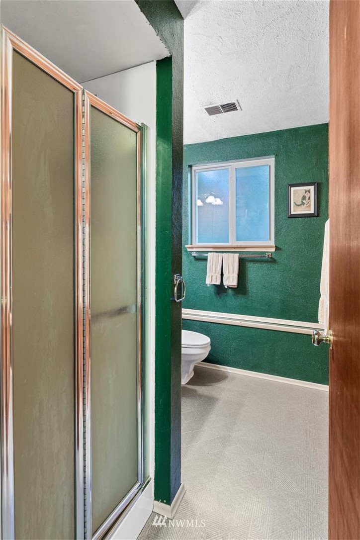 9503 215th Street Southwest Edmonds, WA 98020 - Photo 23 of 35 Gallery Image 23