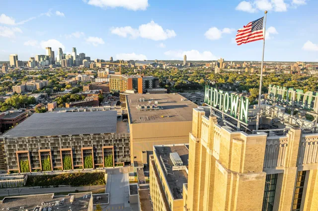 $2,149 | 2929 Chicago Avenue, Unit 1003, Minneapolis, MN 55407