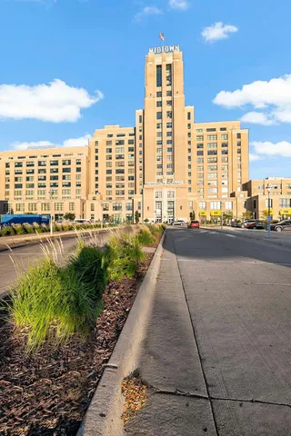 $2,149 | 2929 Chicago Avenue, Unit 1003, Minneapolis, MN 55407