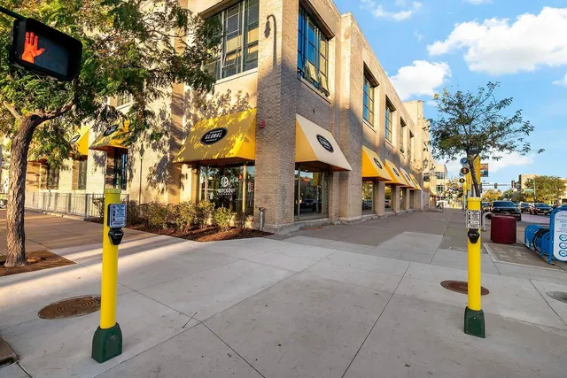 $2,149 | 2929 Chicago Avenue, Unit 1003, Minneapolis, MN 55407