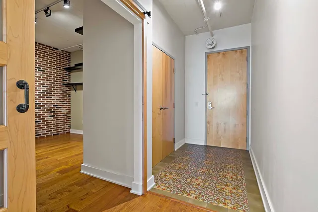 $2,149 | 2929 Chicago Avenue, Unit 1003, Minneapolis, MN 55407