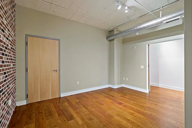 $2,149 | 2929 Chicago Avenue, Unit 1003, Minneapolis, MN 55407